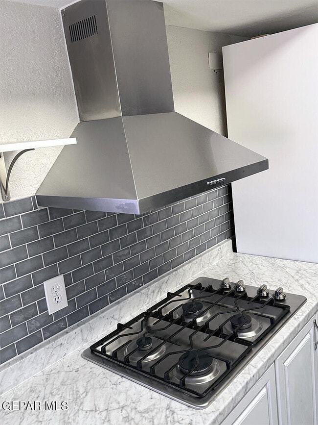 Building Photo - 707 El Pinal Pl