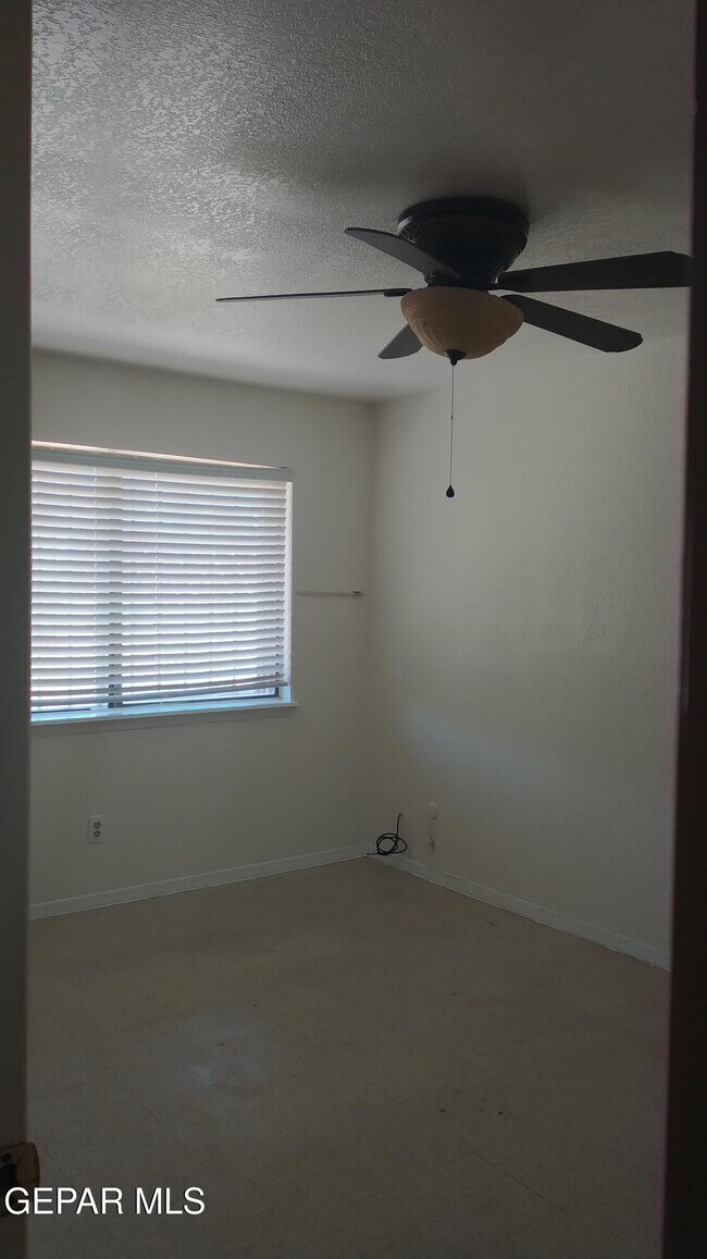 Building Photo - 5728 Dalhart Dr