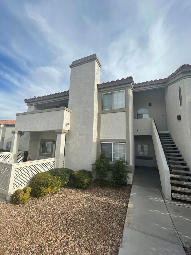 Primary Photo - 2 Bed Condo in Henderson Nevada.