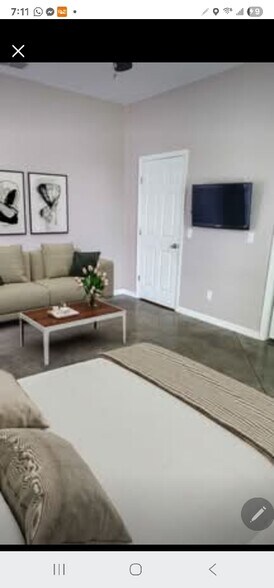 Building Photo - 2924 Whispering Trails Dr