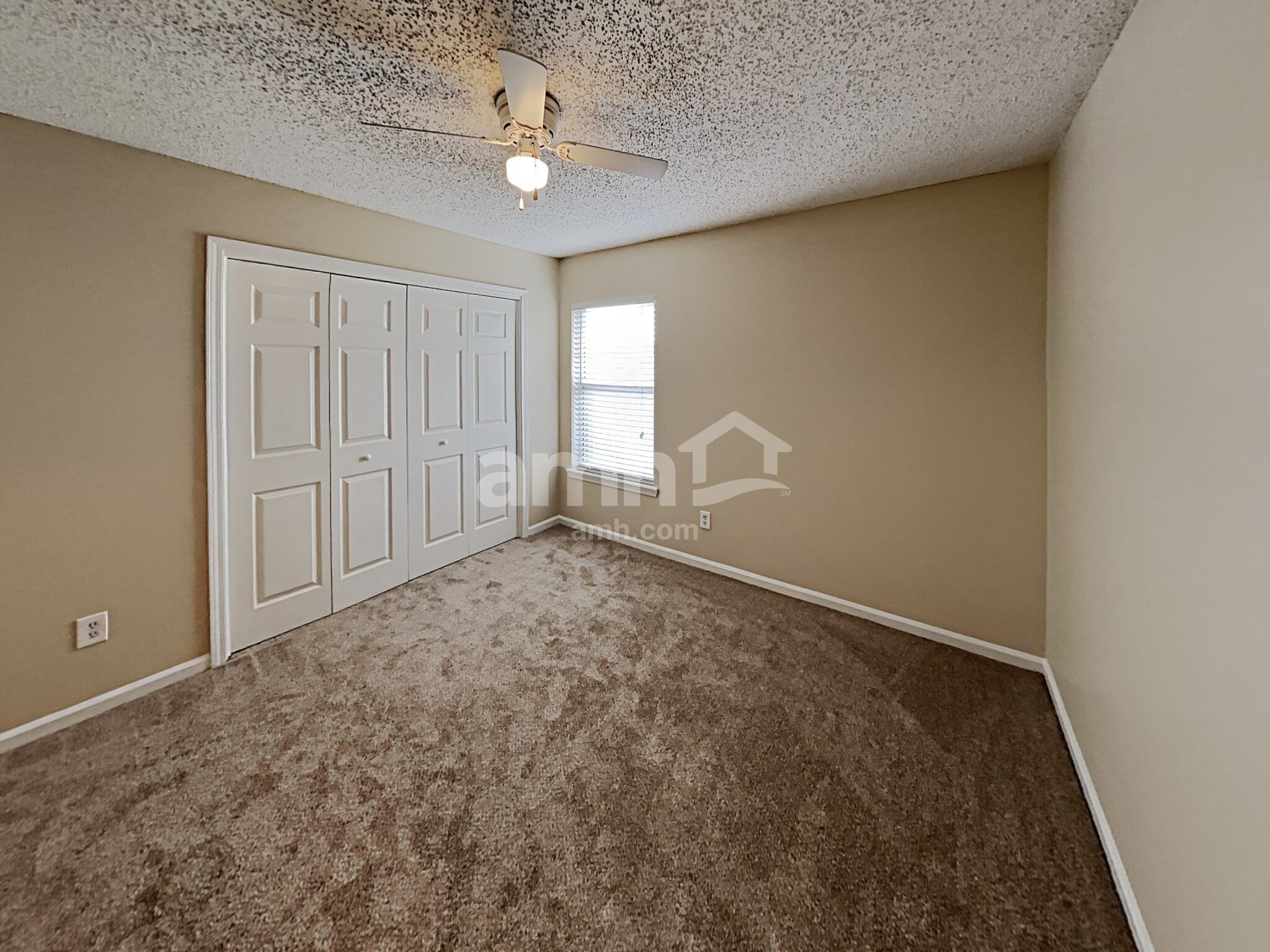 Building Photo - 2032 Frogmore Dr