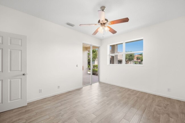 Building Photo - 9312 World Cup Way