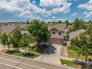 Building Photo - 4 Bed 3 Bath Located in Maple Hill Availab...