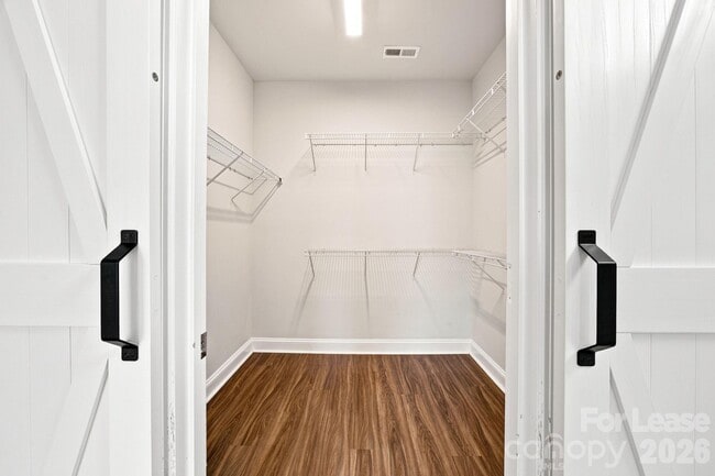 Building Photo - 1205 Kohler Ave