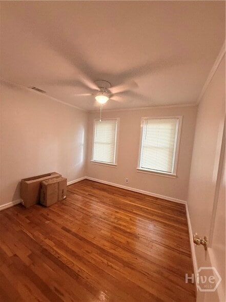 Building Photo - 2117 E 58th St