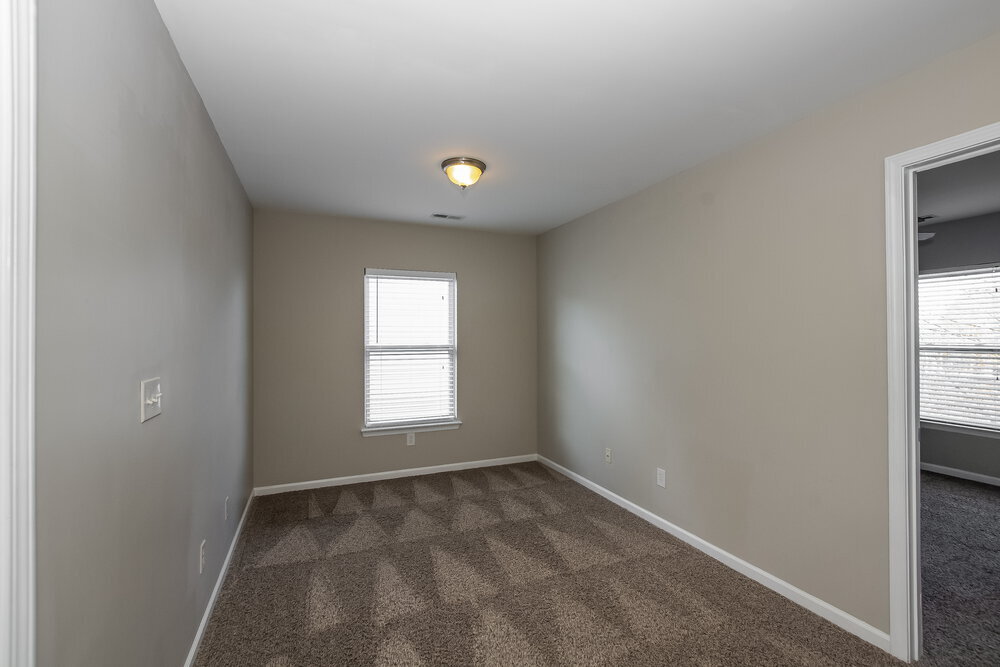 Building Photo - 1733 Larne Cir