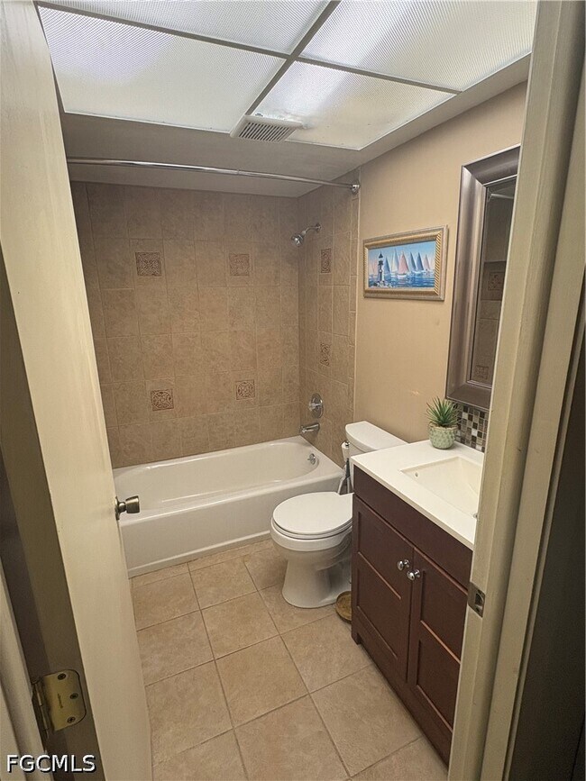 Building Photo - 6116 Whiskey Creek Dr