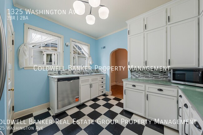 Building Photo - 1325 Washington Ave