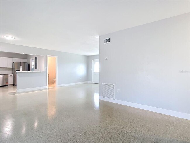 Building Photo - 6343 Talbot St