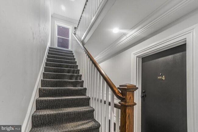 Building Photo - 1514 8th St NW