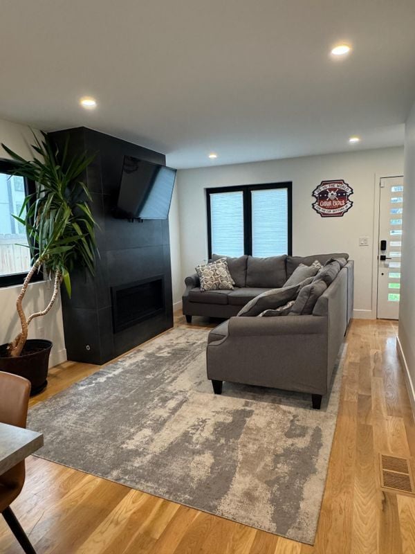 Building Photo - 1310 Zenobia St