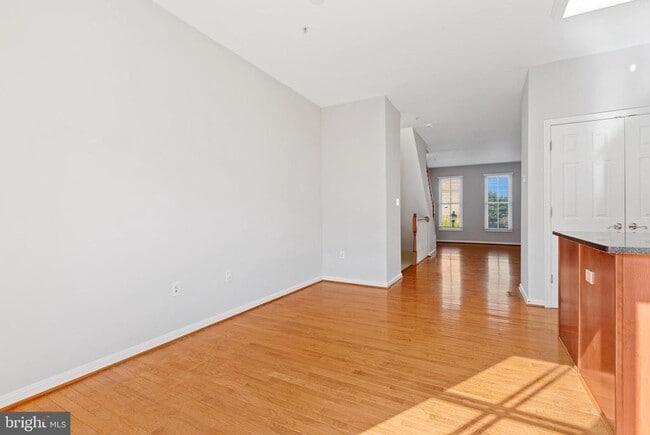 Building Photo - 2319 Boston St