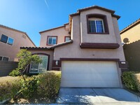 Building Photo - Beautiful 2 Story Home