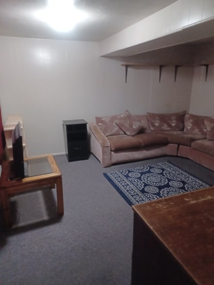 Building Photo - 748 N 700 E