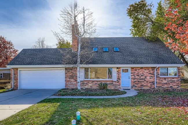 Building Photo - 4660 Sioux Dr