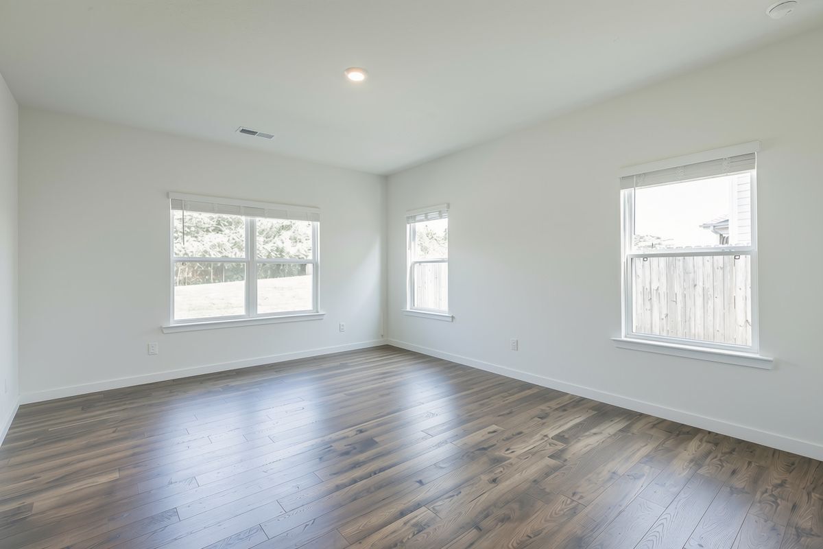 Building Photo - 10815 Upland Dr
