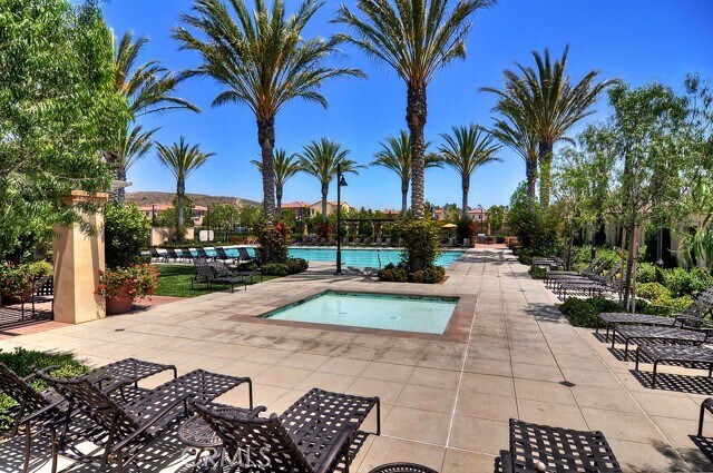 Building Photo - 206 Bancroft