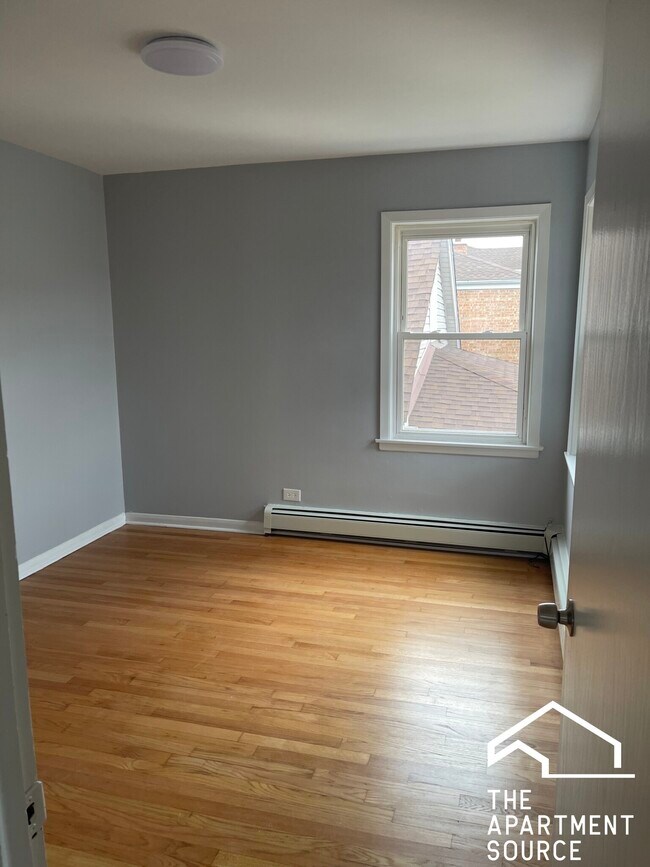 Building Photo - 2909 N Austin Ave