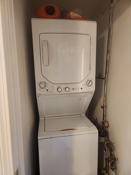 Building Photo - 5 Greenville St