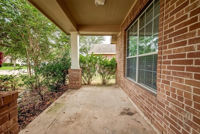 Building Photo - 1807 Hidden Breeze Dr