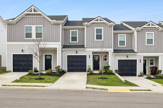 Building Photo - Beautifully maintained and now available as a rental for the very first time!