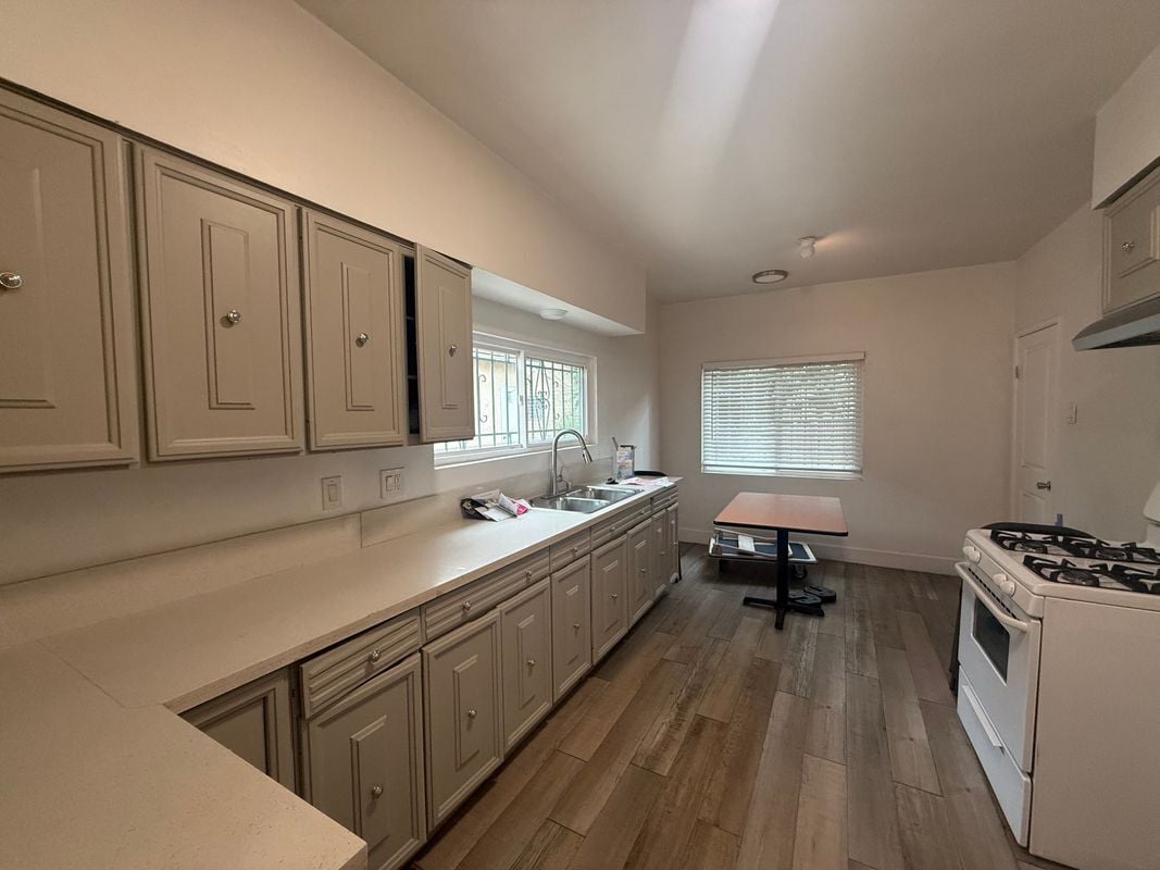 Building Photo - 244 W 49th