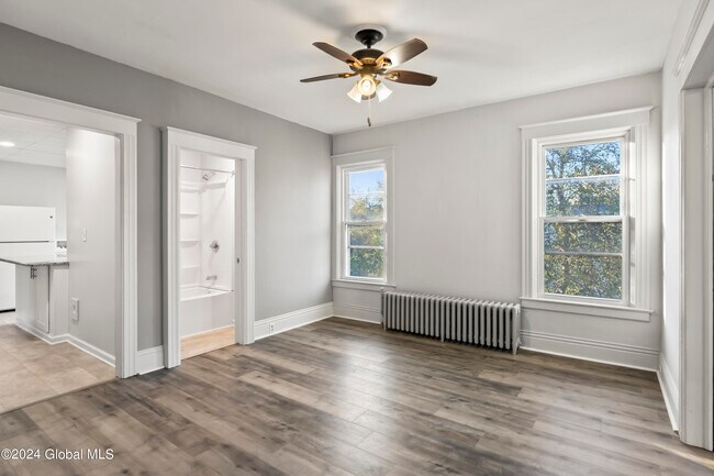 Building Photo - 776 Pawling Ave