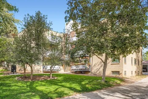 Building Photo - 636 N Washington St