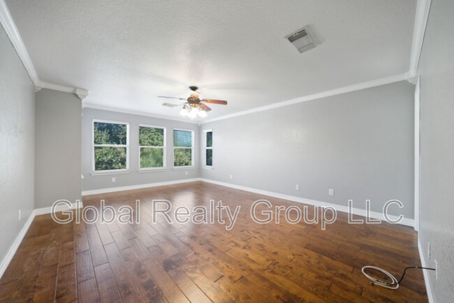 Building Photo - 11016 Forest Shower