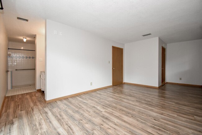 Building Photo - 3658 NW 40th Pl