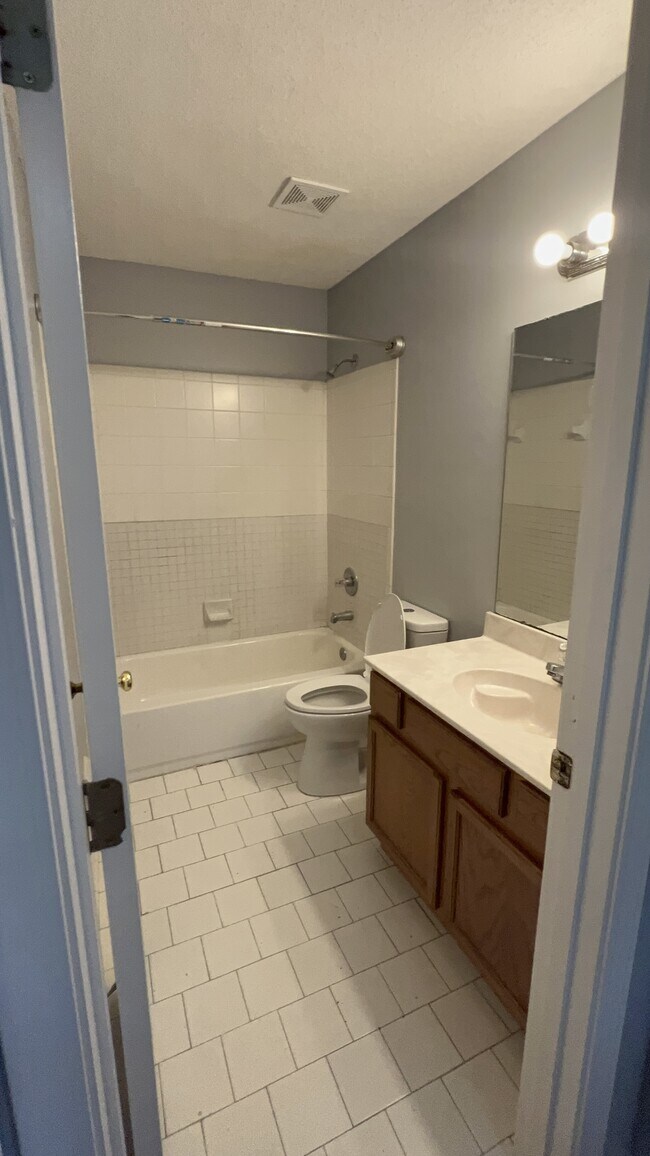 Building Photo - 9241 Speerberry Ln