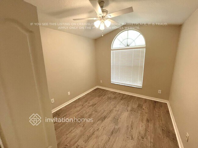 Building Photo - 3823 Briley Loop