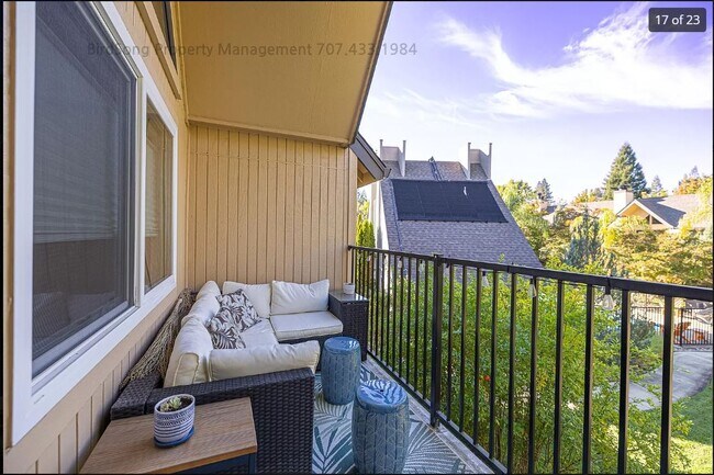 Building Photo - 202 Foss Creek Cir