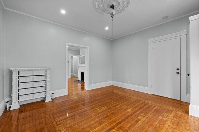 Building Photo - 48 Hamilton Ave