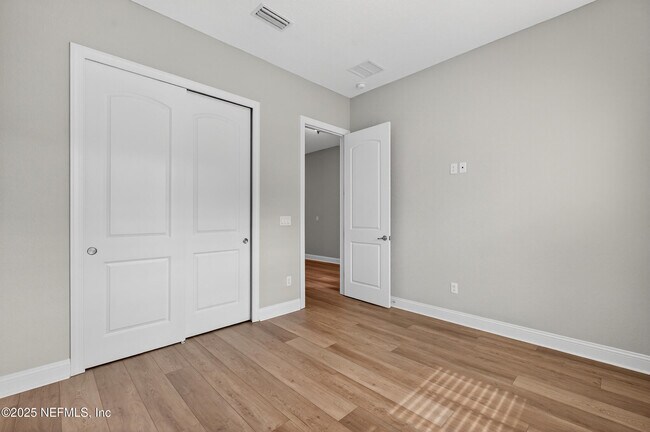 Building Photo - 105 Wye Rd