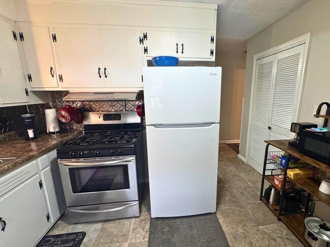 Building Photo - 1205 Carter Rd