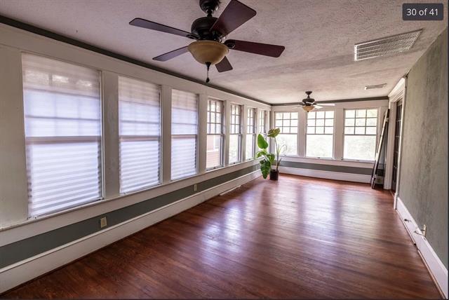 Building Photo - 5201 Reiger Ave