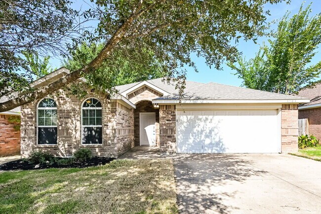 Building Photo - 1104 Monticello Dr