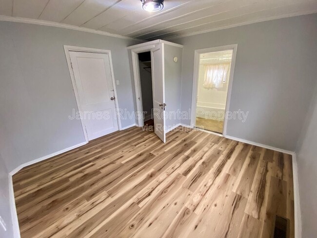 Building Photo - 1805 Ridge Ave