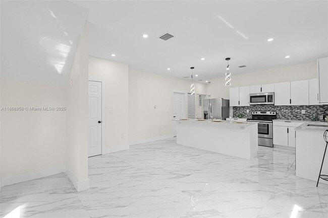 Building Photo - 742 NW 70th St