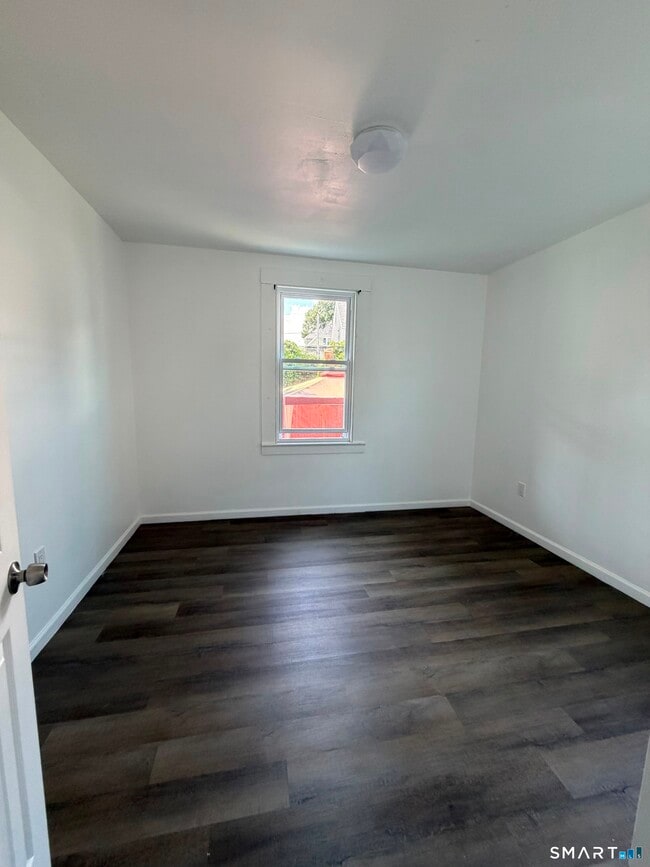 Building Photo - 125 Pixlee Pl