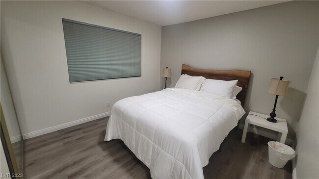 Building Photo - 2400 El Brio Ct