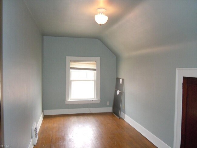 Building Photo - 3701 Palmerston Rd