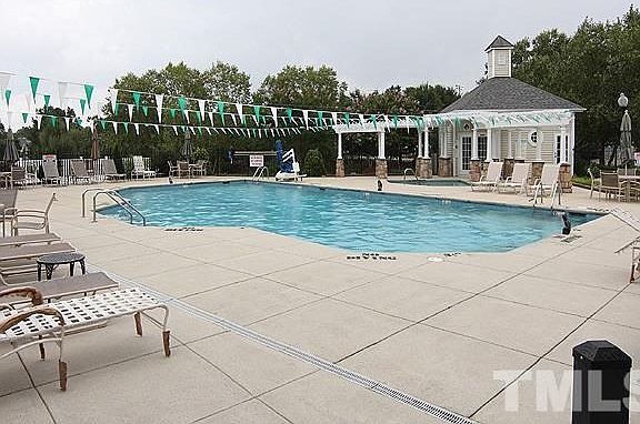 Building Photo - 404 Sawgrass Hill Ct