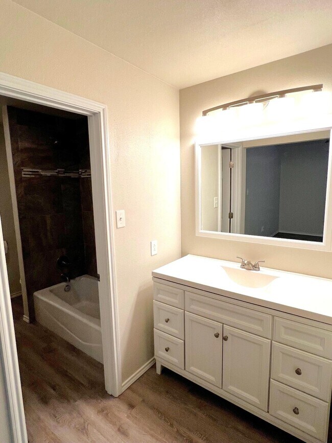 Building Photo - 7504 Avenue W