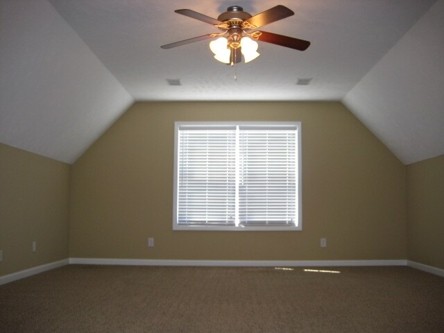 Building Photo - 3713 Kendra Ct N