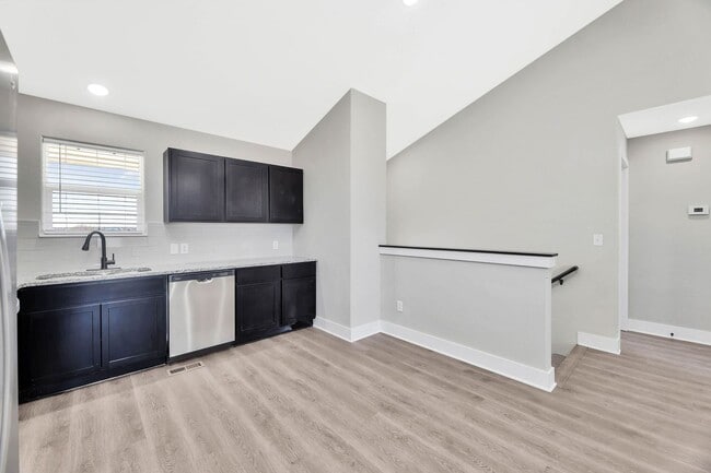 Building Photo - 5378 N Toben Dr