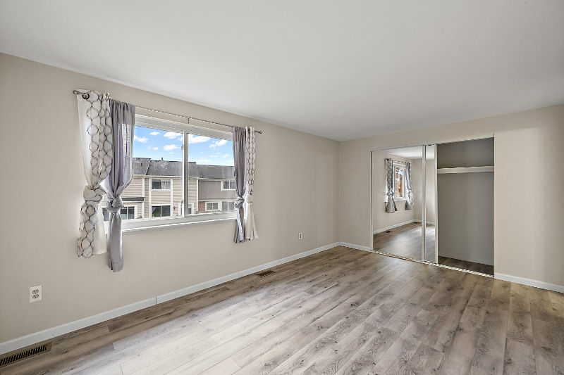 Building Photo - 36702 Park Pl Dr