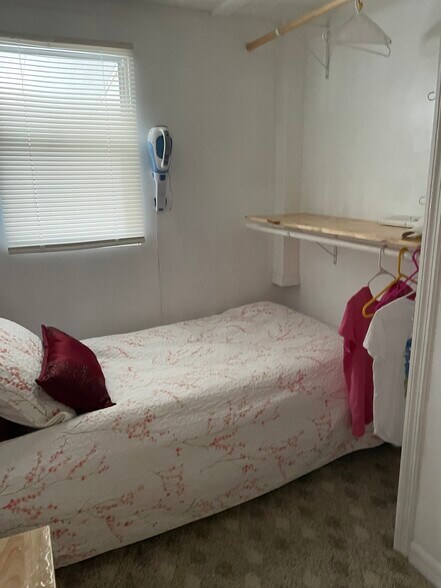Second bedroom - 7801 34th Ave N
