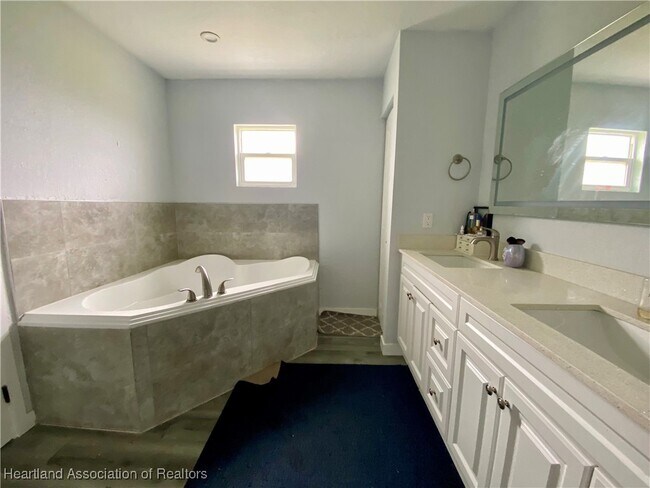 Building Photo - 73 Tobler Blvd NW